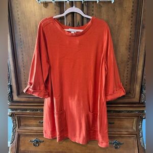 Relaxed Roll-Sleeve Tunic Top in Burnt Orange